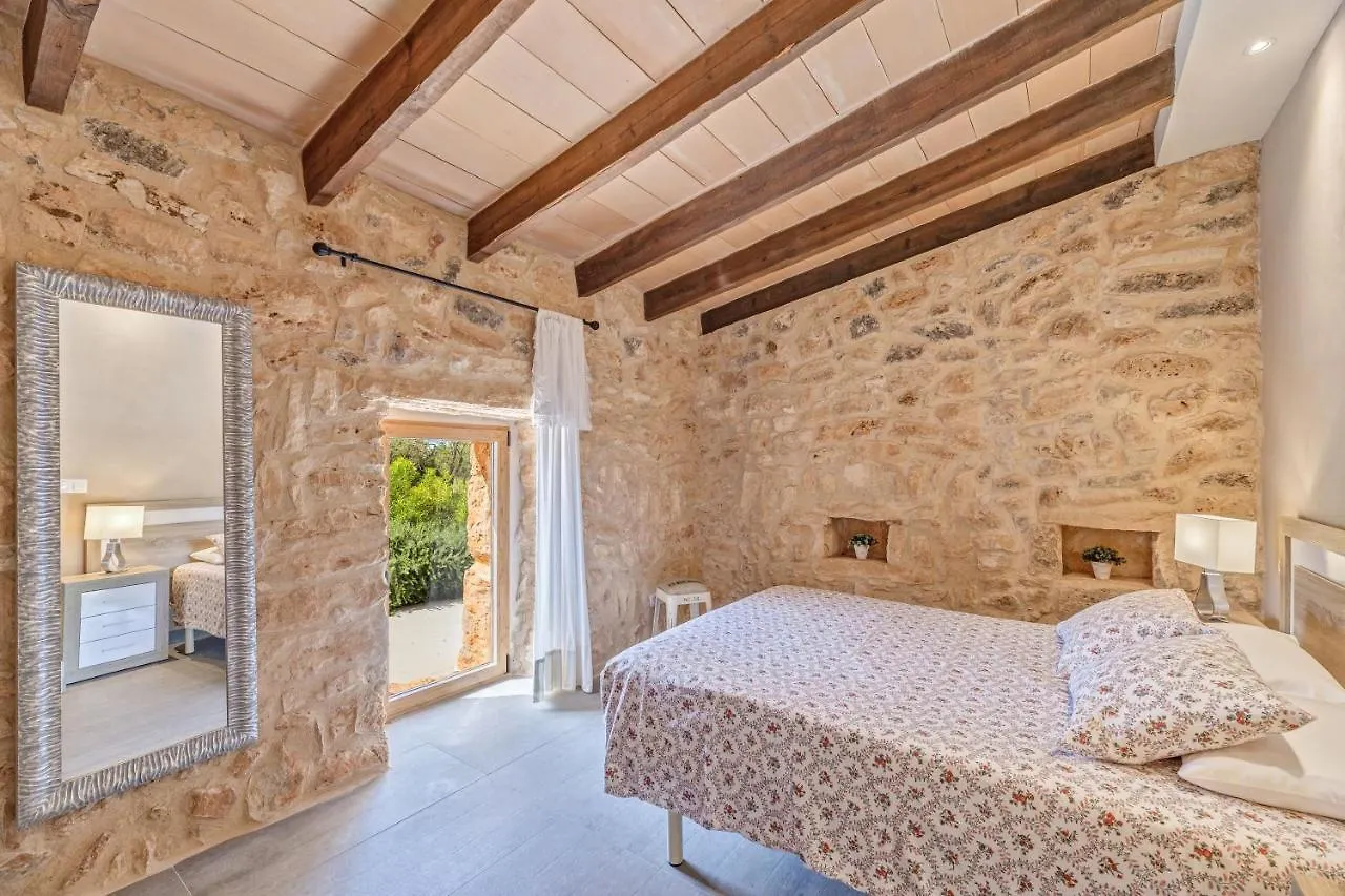 Can Xesquet - Morell Ses Salines Villa